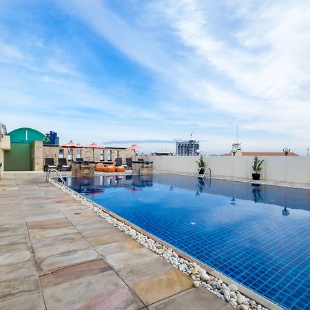 Nova Suites Pattaya By Compass Hospitality Exterior foto